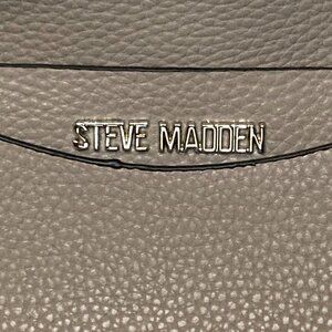 Steve Madden Pebbled Gray Purse With Front Pocket - Small Tote/Handbag